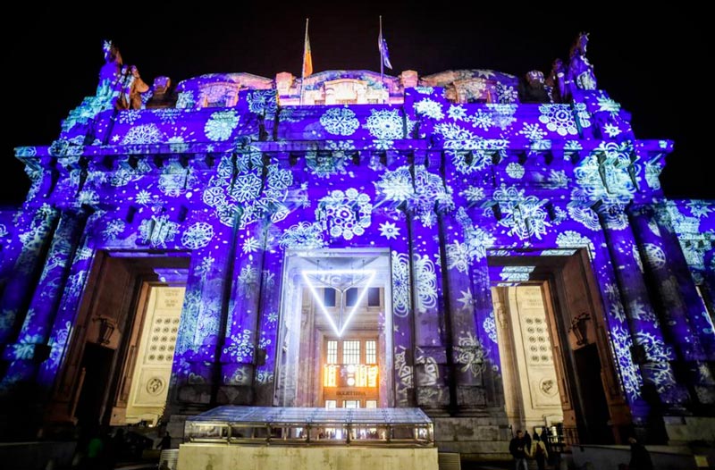 milan central station christmas projections