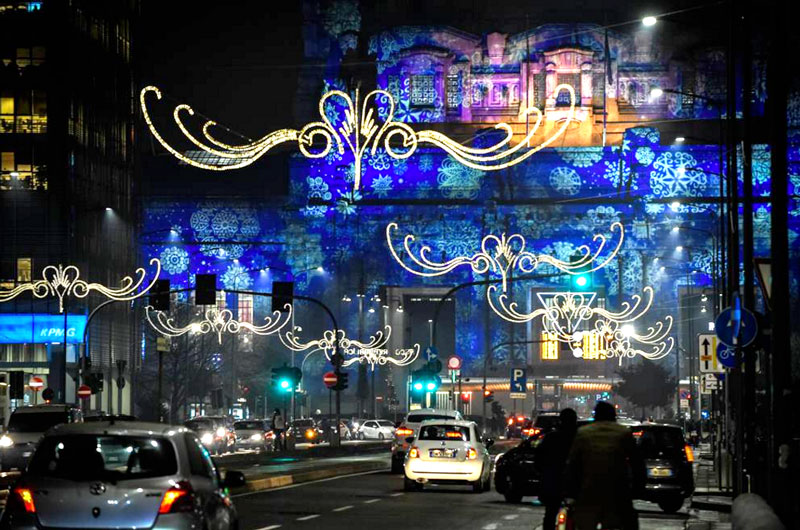 milano central station christmas lights