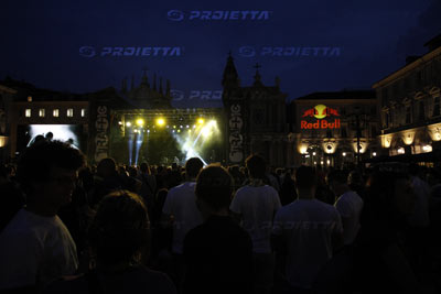 proietta, supporto evento eventi, concerti e luci